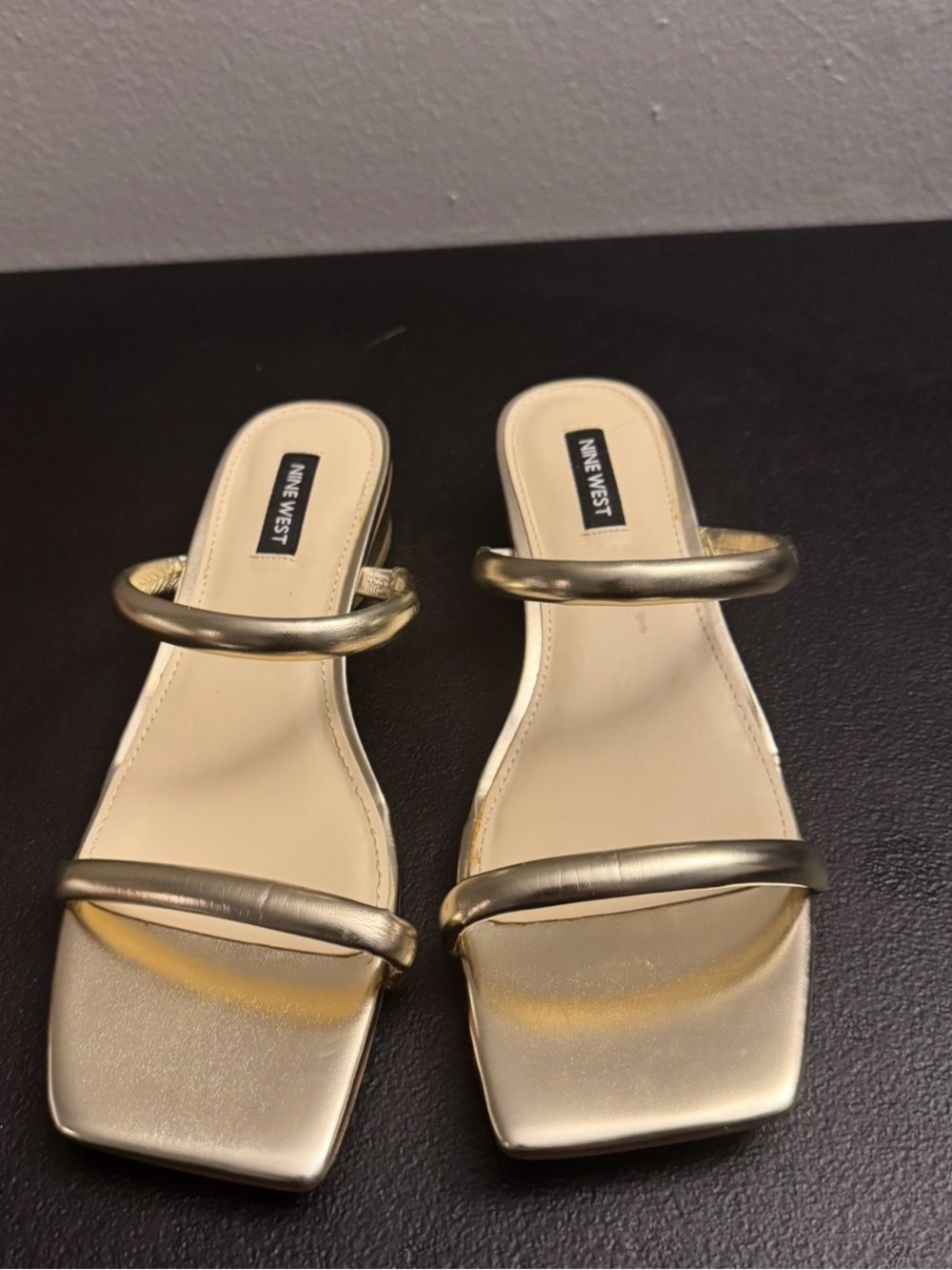 Nine West Women’s Silver Slide Sandals Slip-On Block Heel Logo Accents 8 M